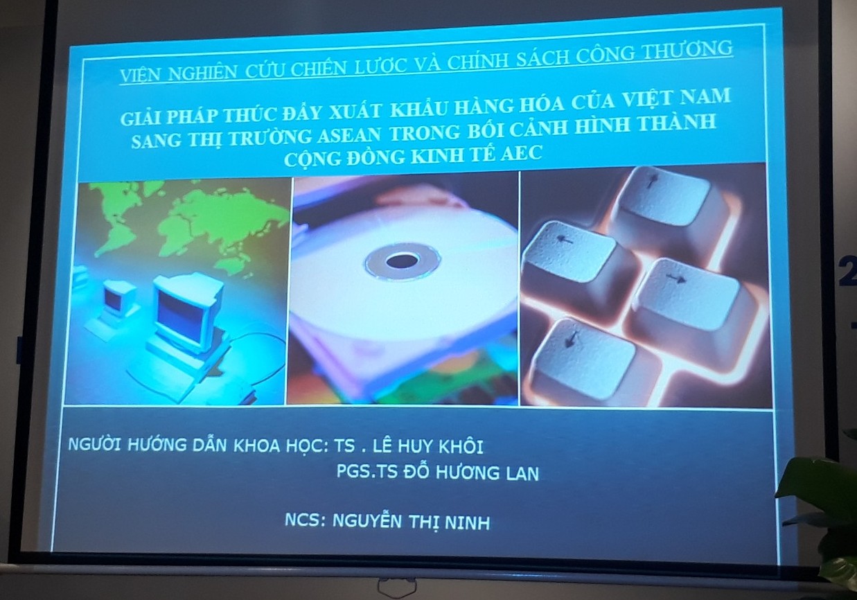 Sinh hoạt khoa học và đánh giá 3 chuyên đề tiến sỹ của NCS. Nguyễn Thị Ninh