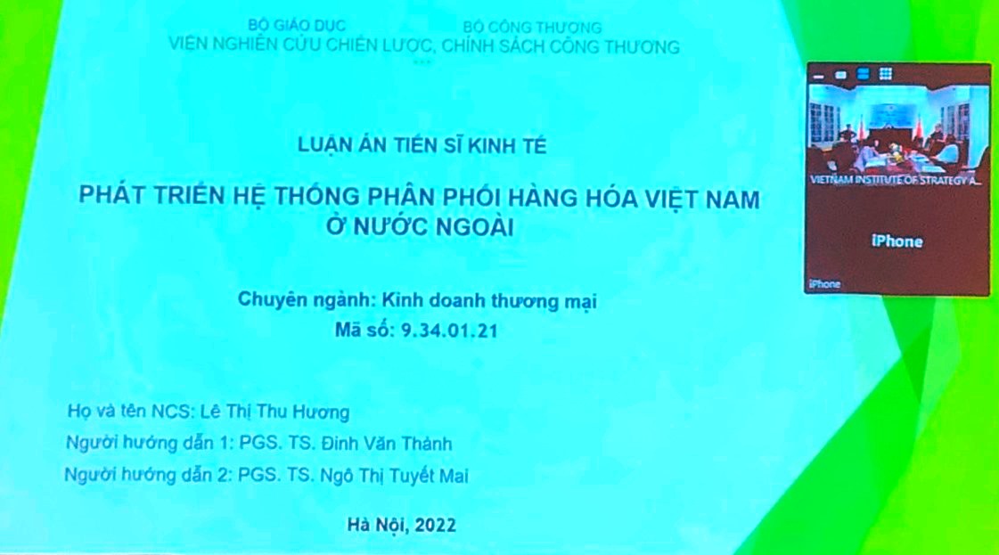 Buổi bảo vệ Luận án Tiến sĩ cấp Cơ sở của NCS. Lê Thị Thu Hương