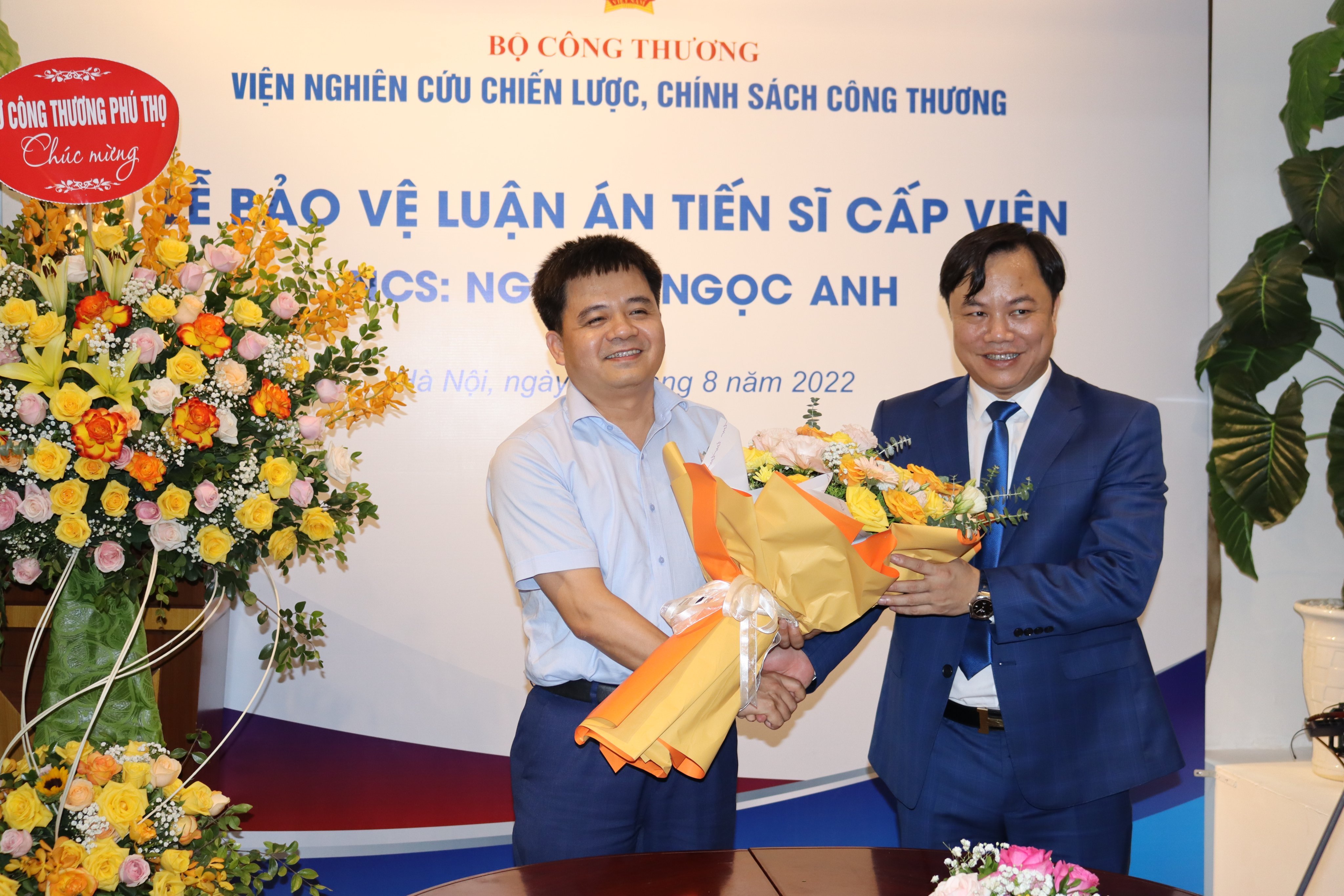 Lễ bảo vệ Luận án Tiến sĩ cấp Viện của NCS. Nguyễn Ngọc Anh