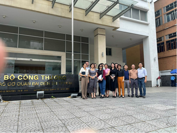 Khảo sát thực tế và hội thảo khoa học nhiệm vụ: “Điều tra, đánh giá thực trạng và đề xuất giải pháp tăng cường áp dụng mô hình kinh tế tuần hoàn trong các doanh nghiệp công nghiệp Việt Nam thời kỳ 2021 - 2030”  tại Thành phố Hồ Chí Minh và tỉnh Lâm Đồng