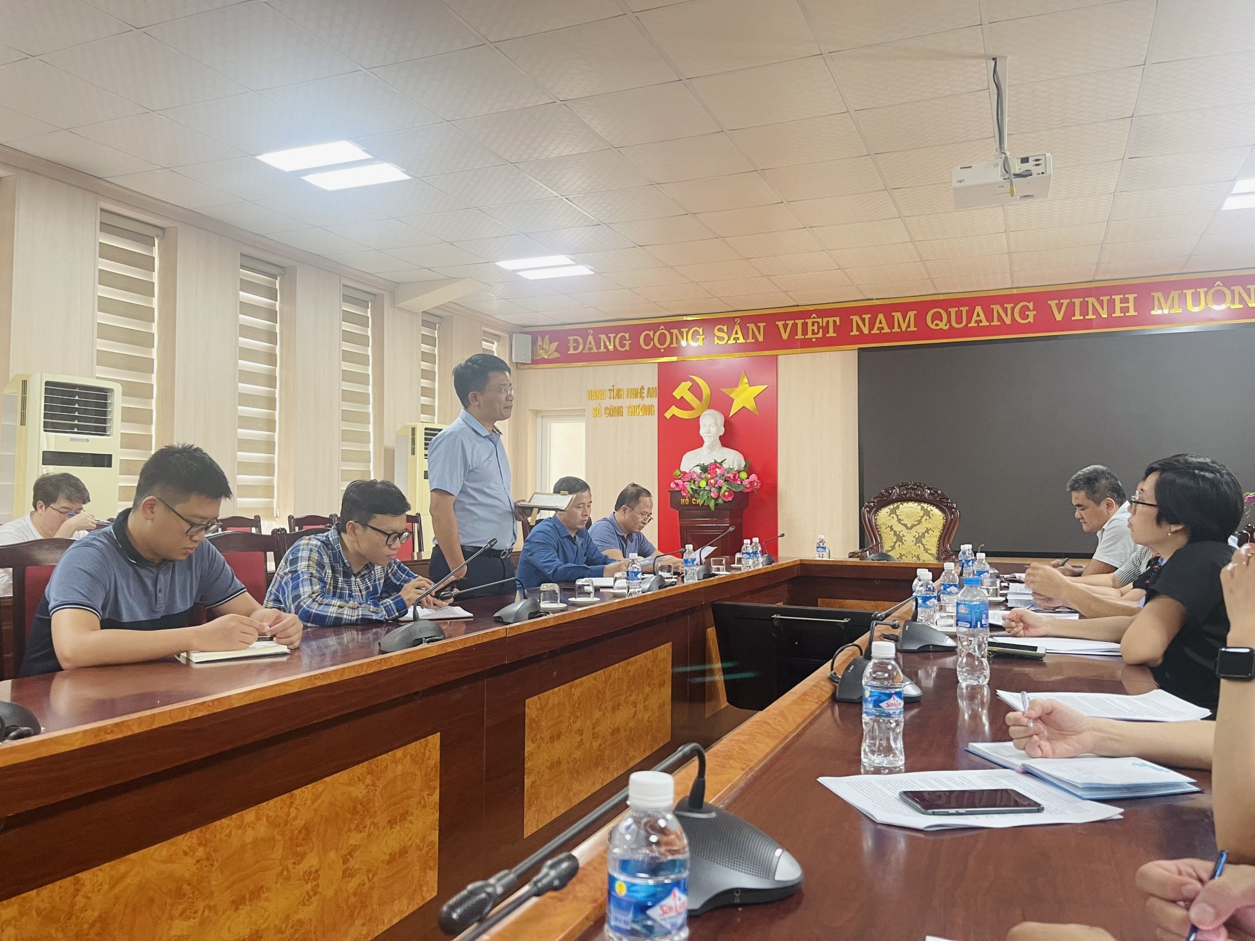 Đoàn công tác của Viện nghiên cứu Chiến lược, Chính sách Công Thương khảo sát thực hiện nhiệm vụ “Phát triển chuỗi liên kết công nghiệp giữa Việt Nam và Lào đến năm 2030” 