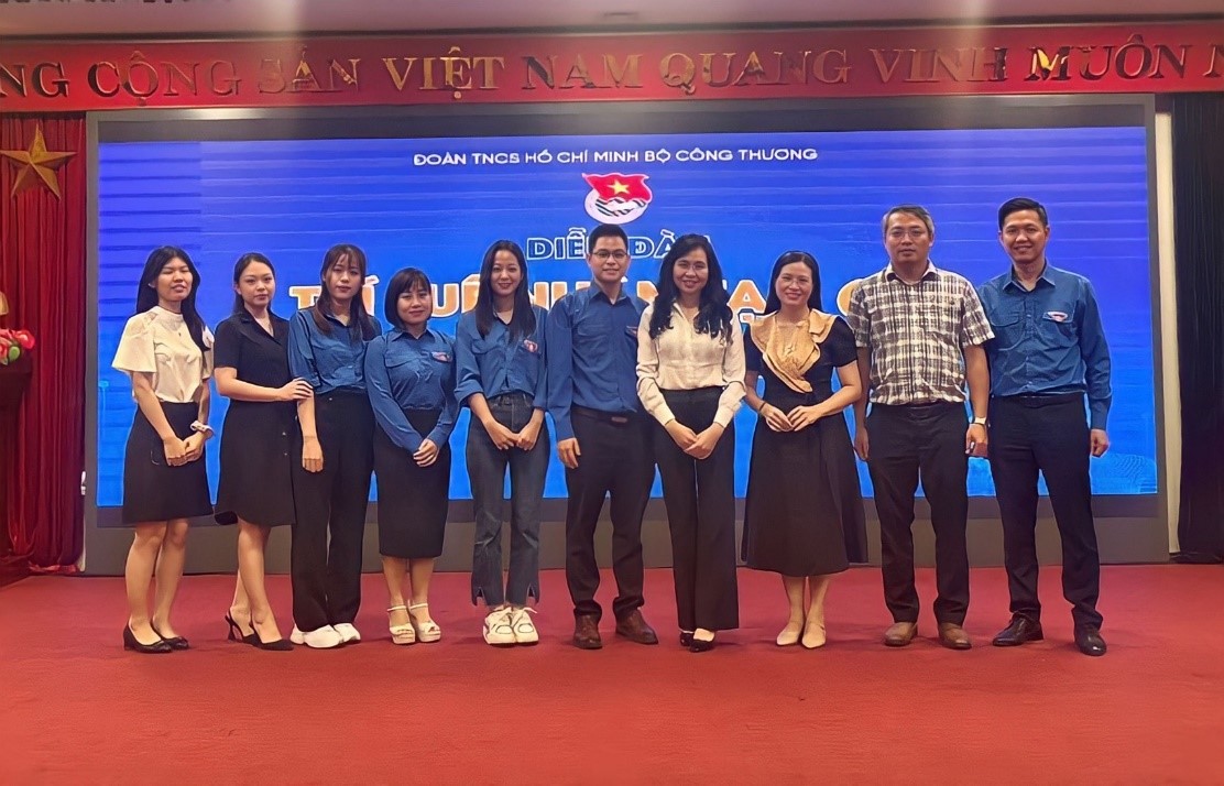 Đoàn thanh niên Viện nghiên cứu Chiến lược, Chính sách Công Thương tham dự diễn đàn “Trí tuệ nhân tạo (AI) - cơ hội và thách thức đối với thanh niên”