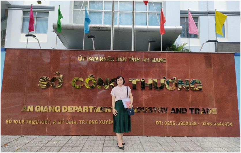 Đoàn công tác của Viện Nghiên cứu chiến lược, chính sách Công Thương khảo sát thực hiện nhiệm vụ “Nghiên cứu giải pháp thúc đẩy kết nối mạng lưới phân phối nội địa và xuất khẩu gắn với hoạt động xúc tiến đầu tư và đổi mới công nghệ cho các mặt hàng công nghiệp nền tảng của Việt Nam”