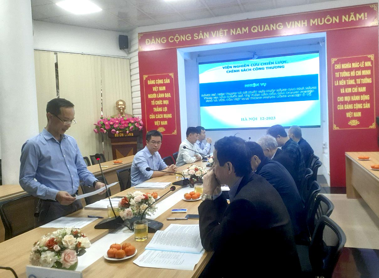 Nghiệm thu nhiệm vụ “Đánh giá hiện trạng và đề xuất giải pháp nâng cao khả năng tham gia vào chuỗi giá trị toàn cầu của các doanh nghiệp vừa và nhỏ của Việt Nam trong ngành công nghiệp ô tô”