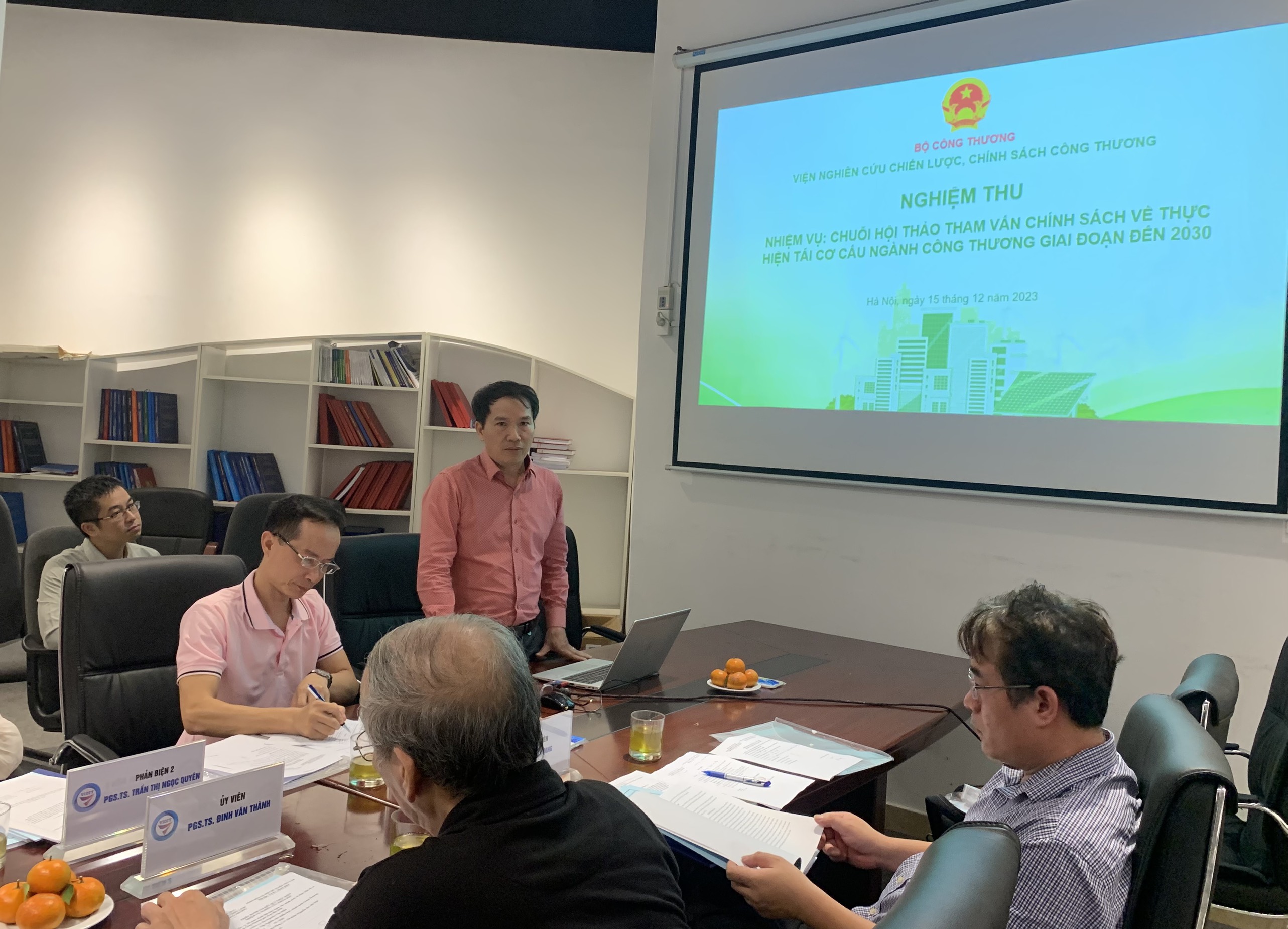 Nghiệm thu nhiệm vụ “Tổ chức chuỗi Hội thảo tham vấn chính sách về thực hiện tái cơ cấu ngành Công Thương giai đoạn đến 2030”
