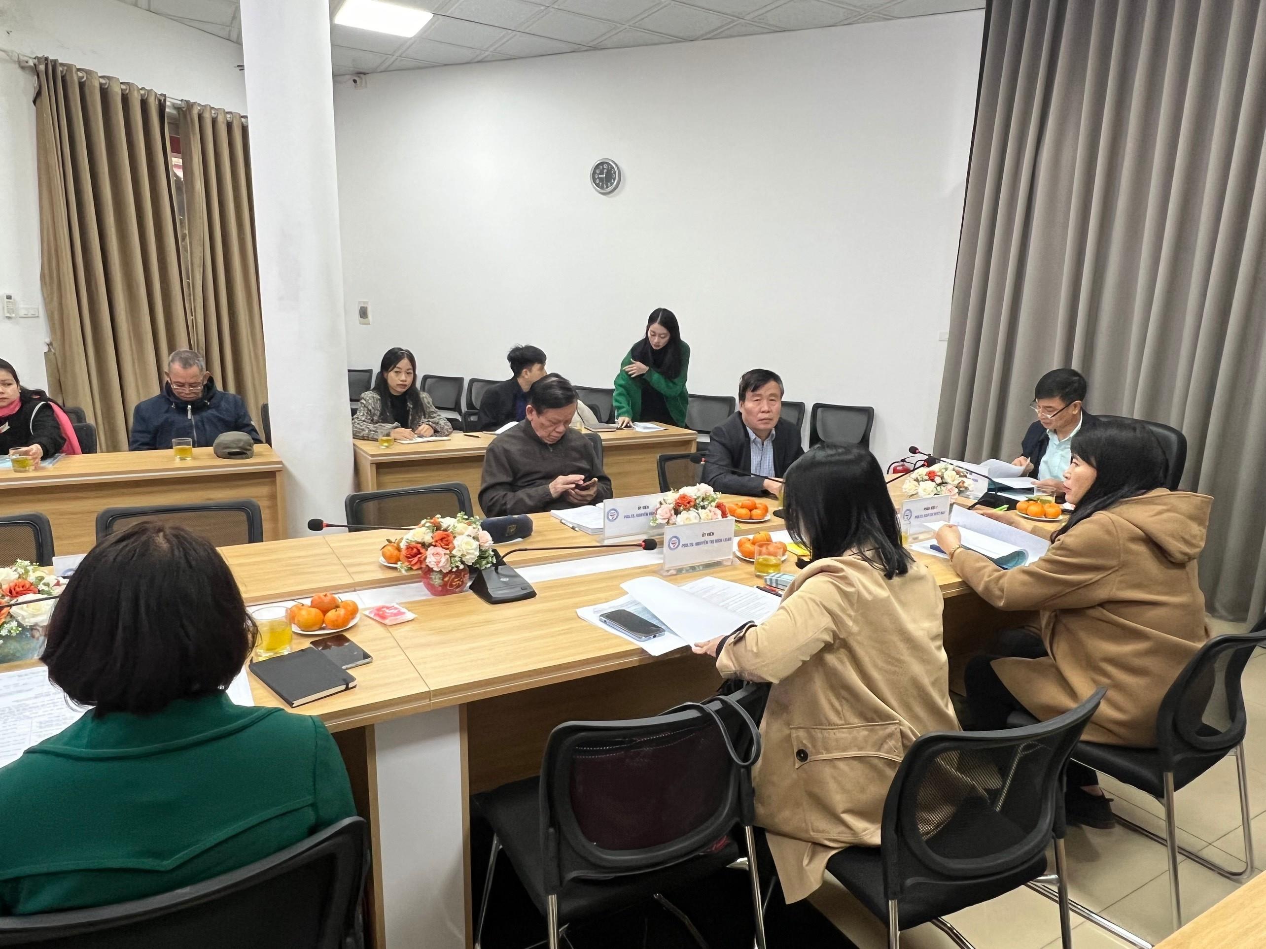 Nghiệm thu cấp Viện nhiệm vụ “Chiến lược phát triển ngành công nghiệp ưu tiên đến năm 2035, tầm nhìn đến năm 2045”