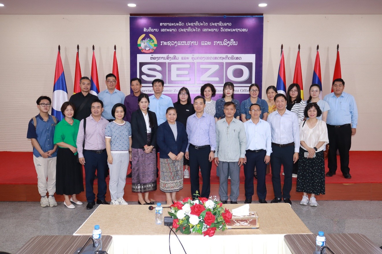 Đoàn công tác của Viện Nghiên cứu Chiến lược, Chính sách Công Thương làm việc tại nước Cộng hòa Dân chủ Nhân dân Lào