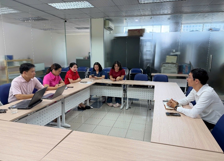 Đoàn công tác Viện Nghiên cứu Chiến lược, Chính sách Công Thương khảo sát chính sách hỗ trợ DNNVV về tiết kiệm năng lượng tại TP. Hồ Chí Minh  ​