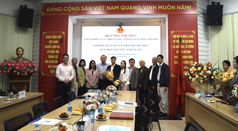 Lễ bảo vệ Luận án Tiến sĩ cấp Viện của Nghiên cứu sinh Bùi Nguyễn Anh Tuấn