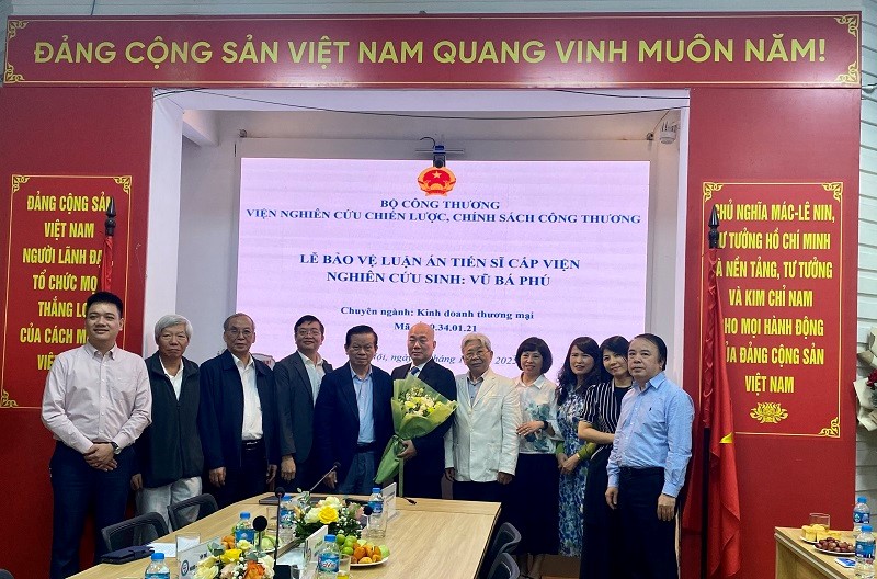 Lễ Bảo vệ Luận án tiến sĩ cấp Viện của Nghiên cứu sinh Vũ Bá Phú